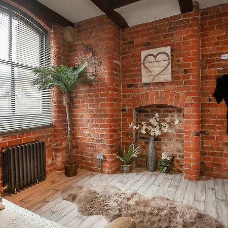Apartment 1 The Old Mill, Lady Pecketts Yard *